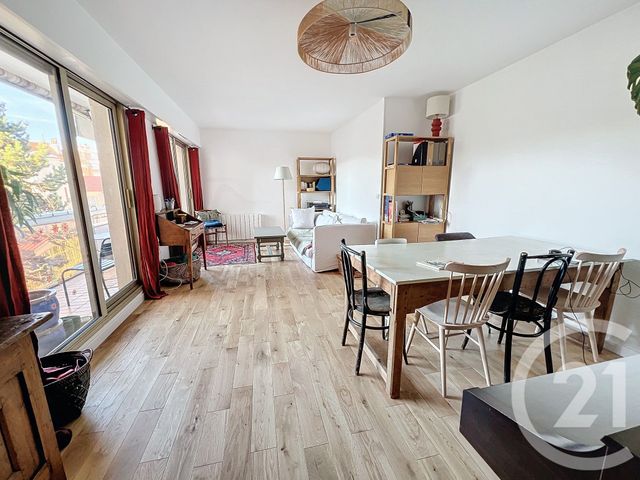 Appartement F4 à vendre - 4 pièces - 85,87 m2 - Le Kremlin Bicetre - 94 - ILE-DE-FRANCE