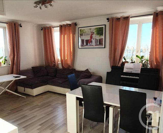 Appartement F4 à vendre - 4 pièces - 82,71 m2 - Chevilly Larue - 94 - ILE-DE-FRANCE